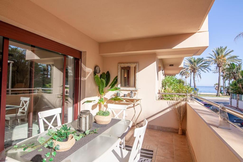 Frontline 2 Bed Apartment, San Pedro De Alcantara Apartemen Marbella